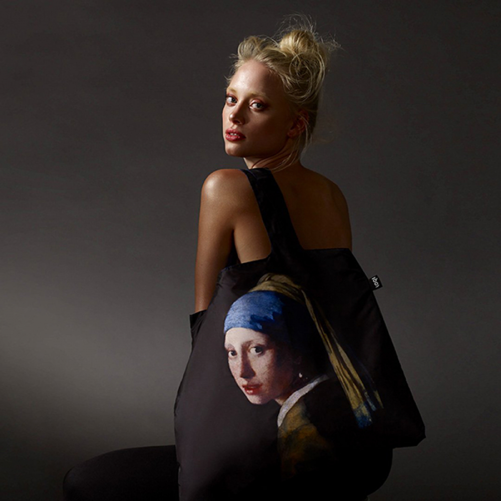 Сумка для покупок складная VERMEER Girl with a Pearl Earring 1665 LOQI Сумка для покупок складная VERMEER Girl with a Pearl Earring 1665 LOQI